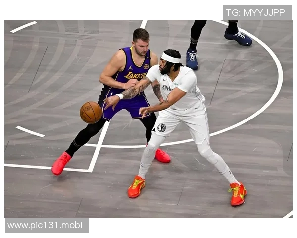 湖人东契奇因腿筋伤缺阵，全明星赛前无缘对阵独行侠