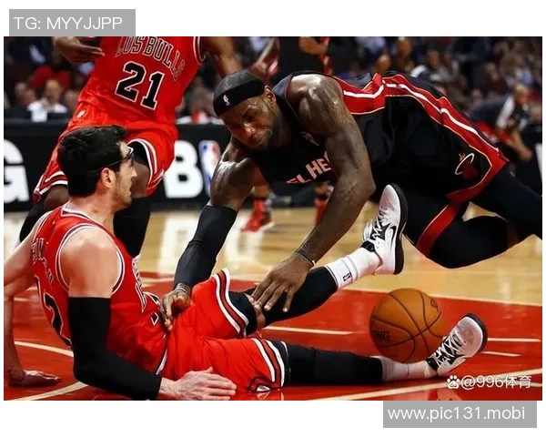 雄鹿vs热火前瞻:热火近期状态不俗,客场冲击四连胜 雄鹿vs热火前瞻:热火近期状态不俗,客场冲击四连胜